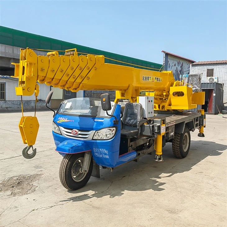 Kolmerattaline diiselkraana